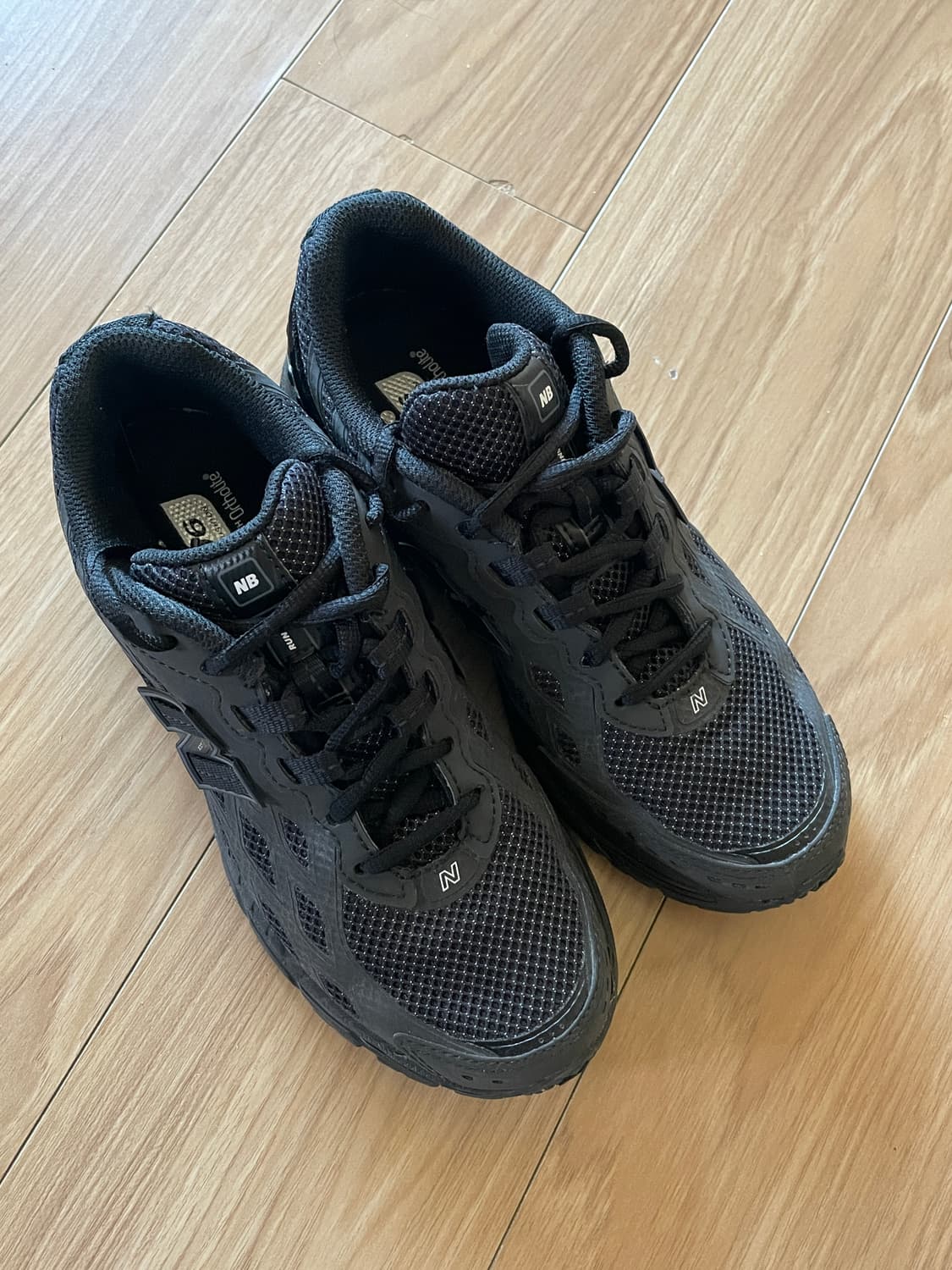 뉴발란스 1906w 블랙 230 상품이미지1