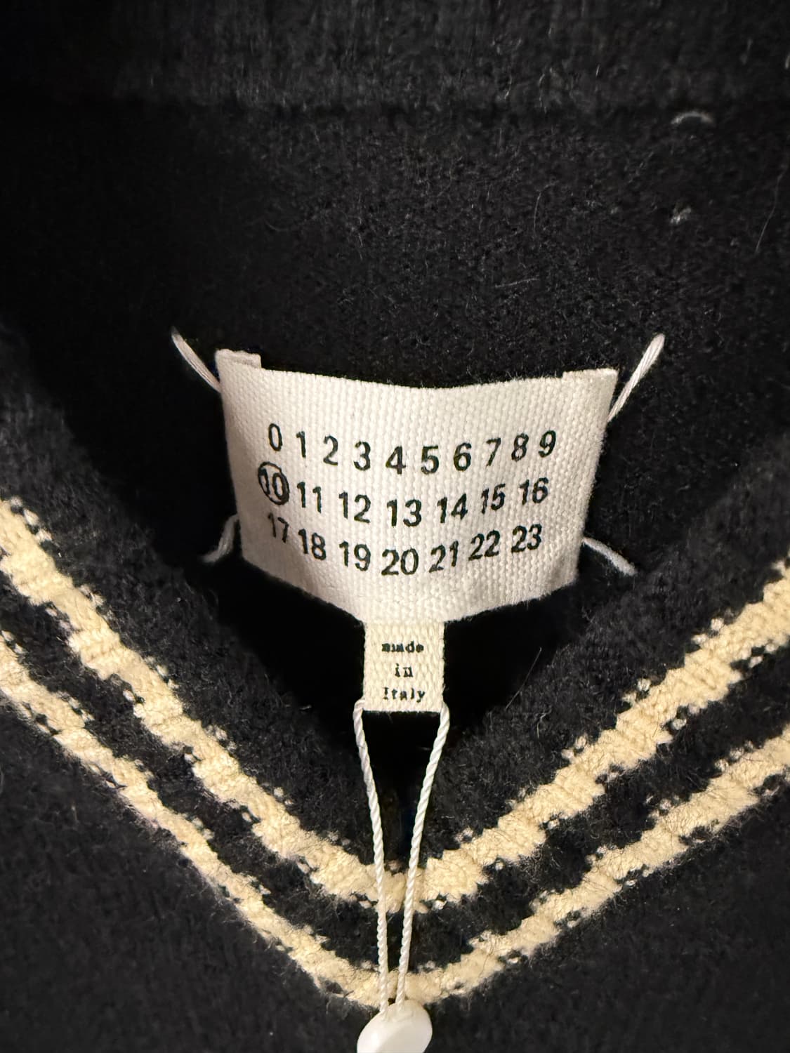 메종 마르지엘라 정품 2021 FW 블랙 니트 조끼 새상품 상품이미지3