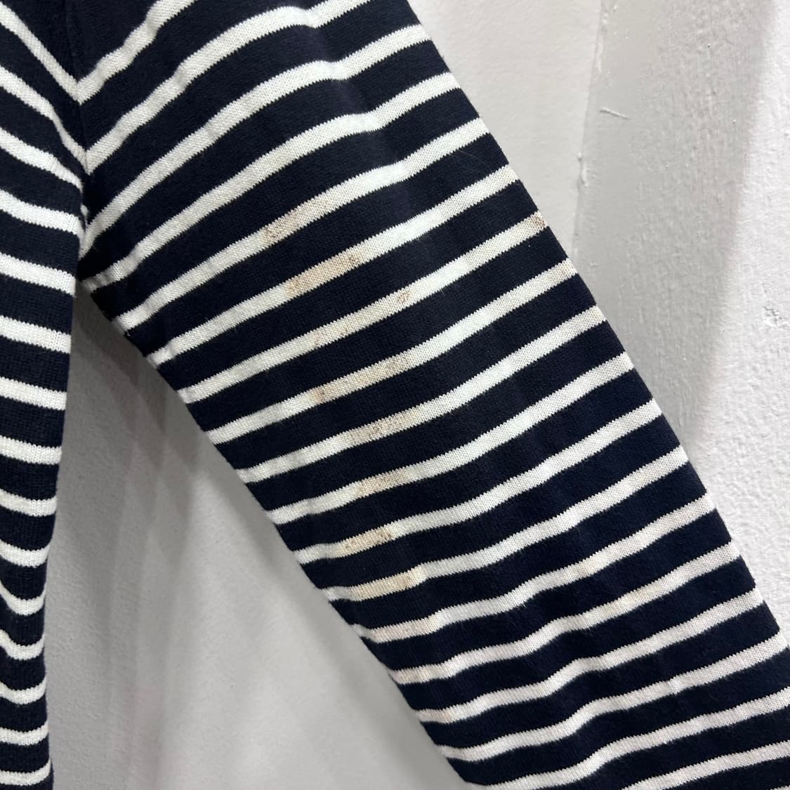 더블알엘 네이비 스트라이프 니트 슬리브 상품이미지3
