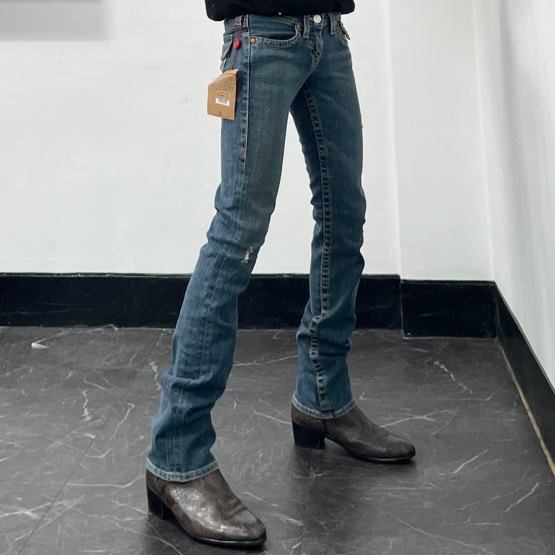 (새상품) 27in 트루릴리전 빌리 웨스턴 데님 팬츠 상품이미지1