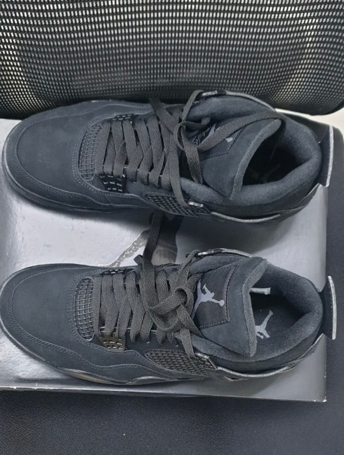 조던 4 블랙캣 2020 275 사이즈 상품이미지2