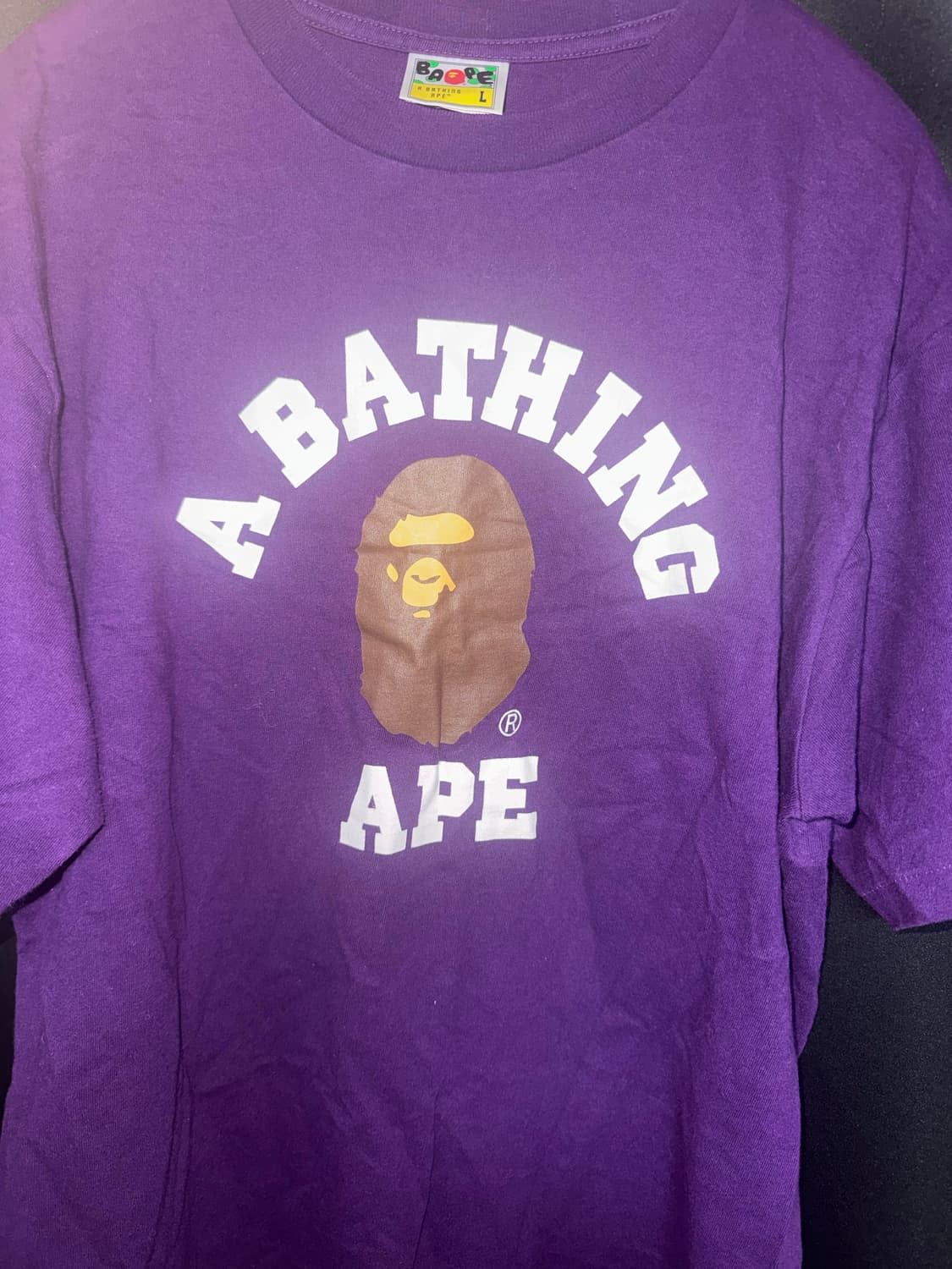 베이프 23SS 컬리지 티셔츠 퍼플 상품이미지1