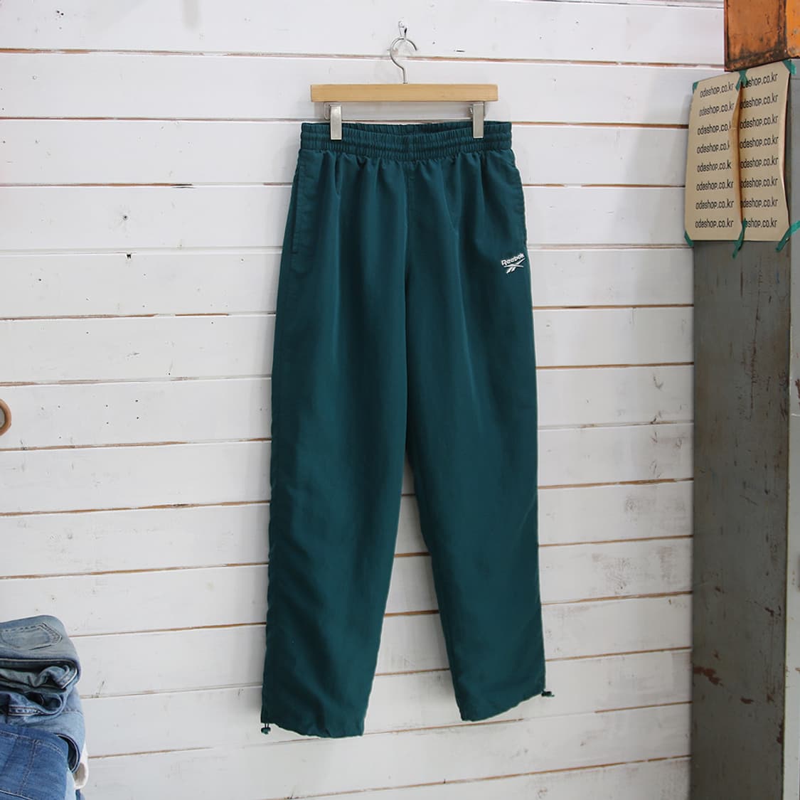 (착용컷) Reebok 올드스쿨 트랙 팬츠 (남성용) 상품이미지1