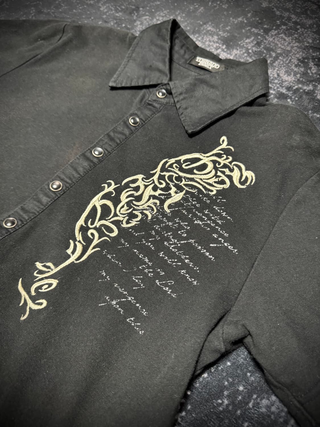 Tornado Mart tribal lettering pk t-shirt 상품이미지3