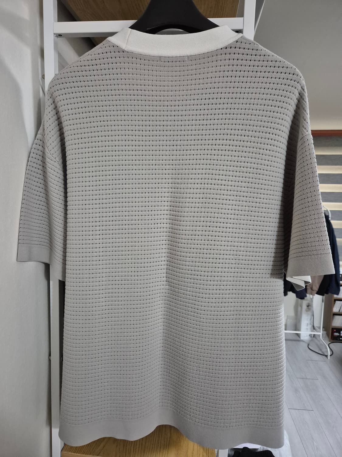 시스템옴므 펀칭 레이온 니트 반팔티 105 라이트그레이 상품이미지2