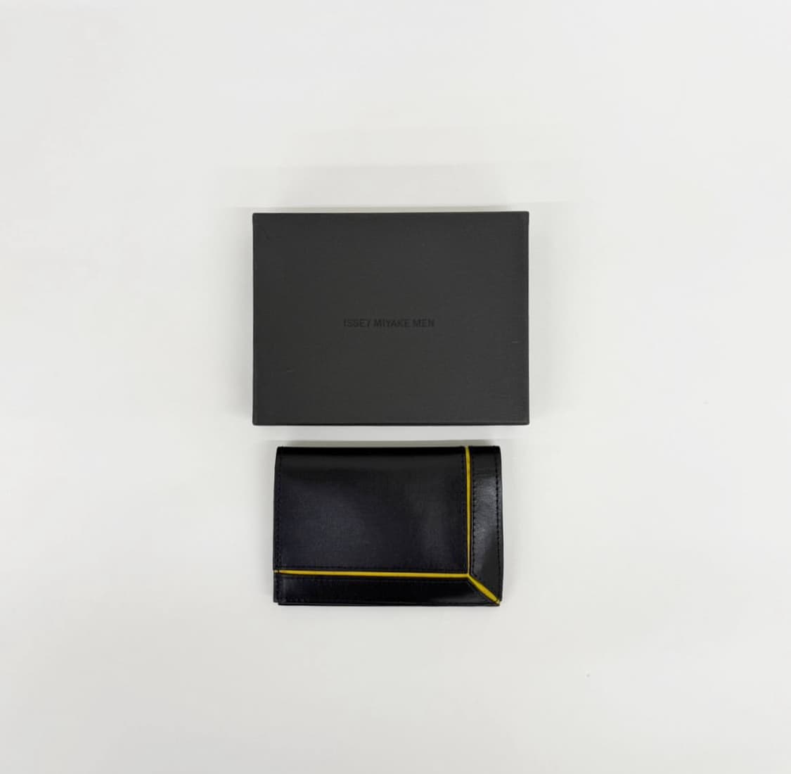 이세이미야케 지갑 상품이미지1