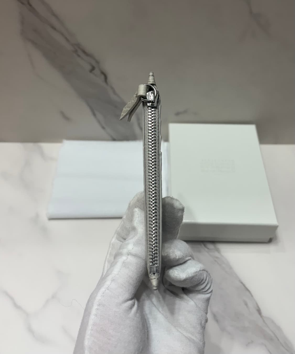 [정품] 마르지엘라 지퍼 카드지갑 아이보리 상품이미지7