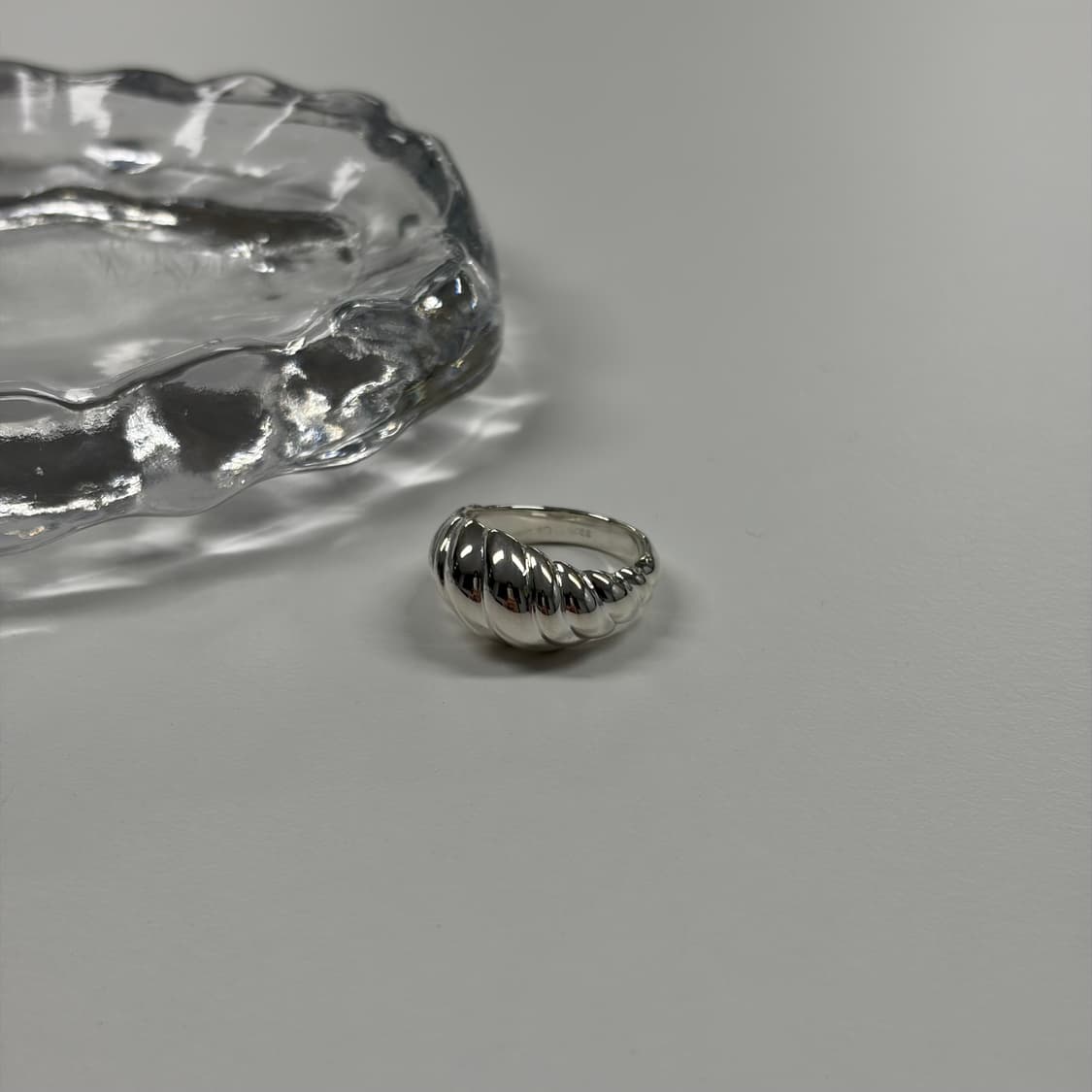 디올 실버 웨이브 링 상품이미지2