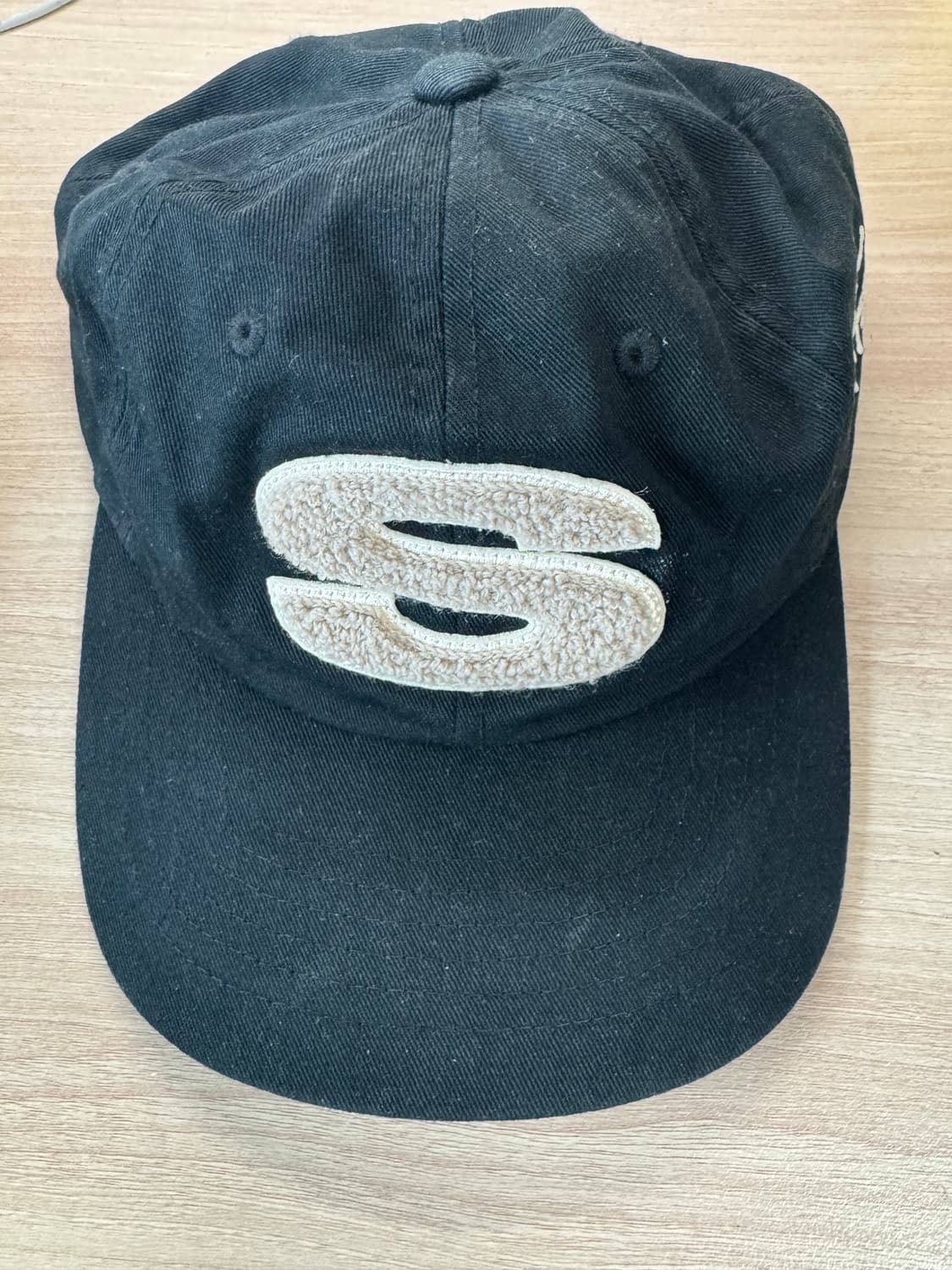 스투시 셔닐s로고 볼캡 상품이미지1