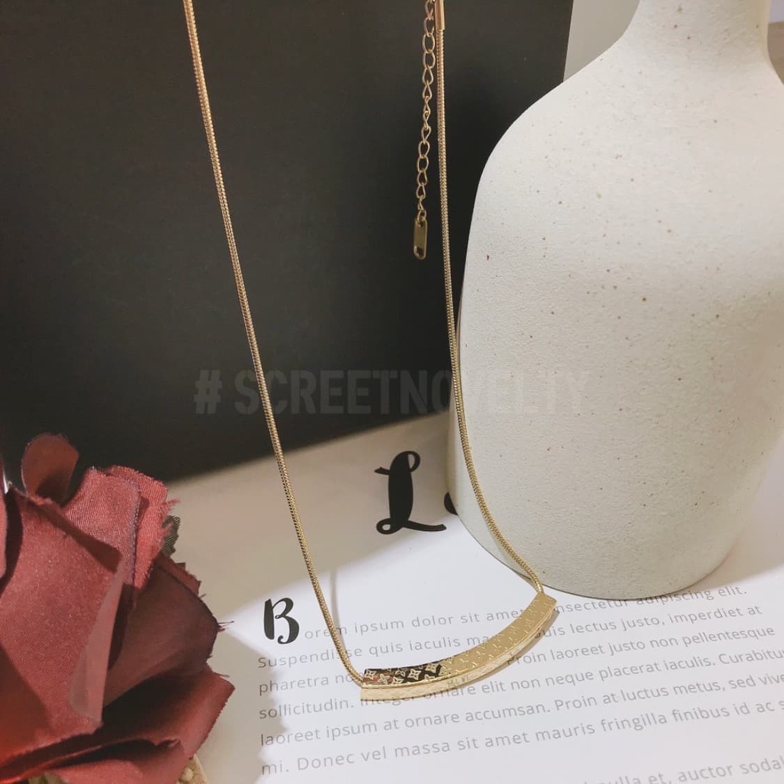 루이비통 LV 패턴 목걸이 풀박스 상품이미지6