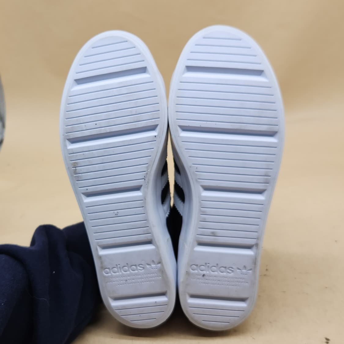 아디다스 코트밴티지 스니커즈 240 상품이미지3