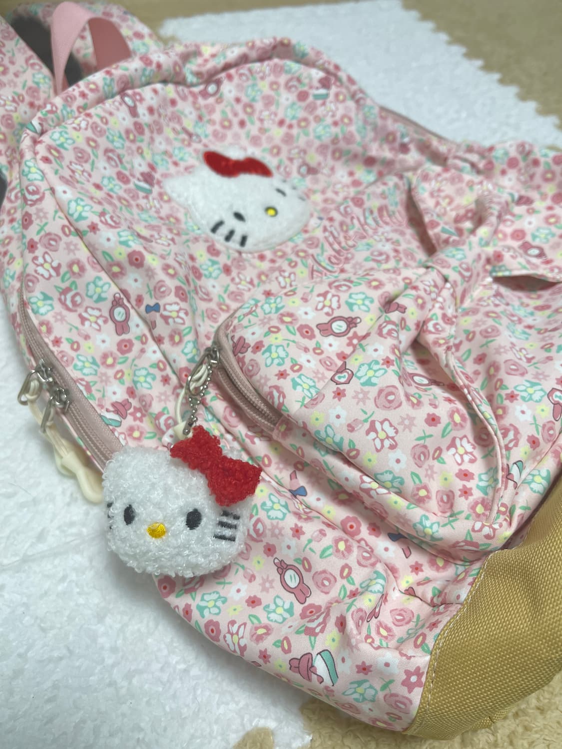 키티 50주년 백팩 상품이미지3