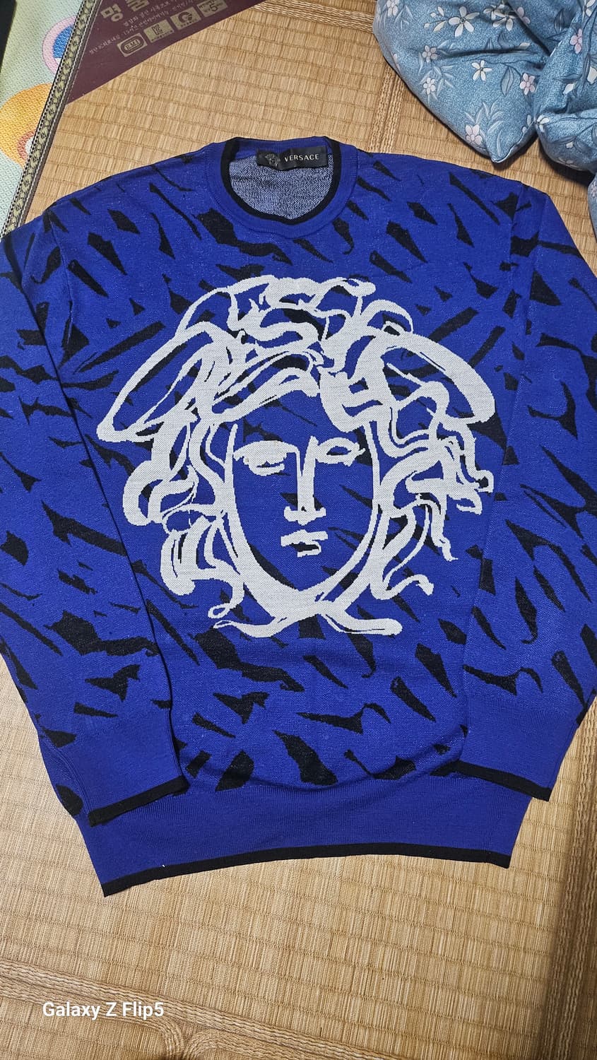 정품 베르사체 니트 48사이즈 상품이미지1