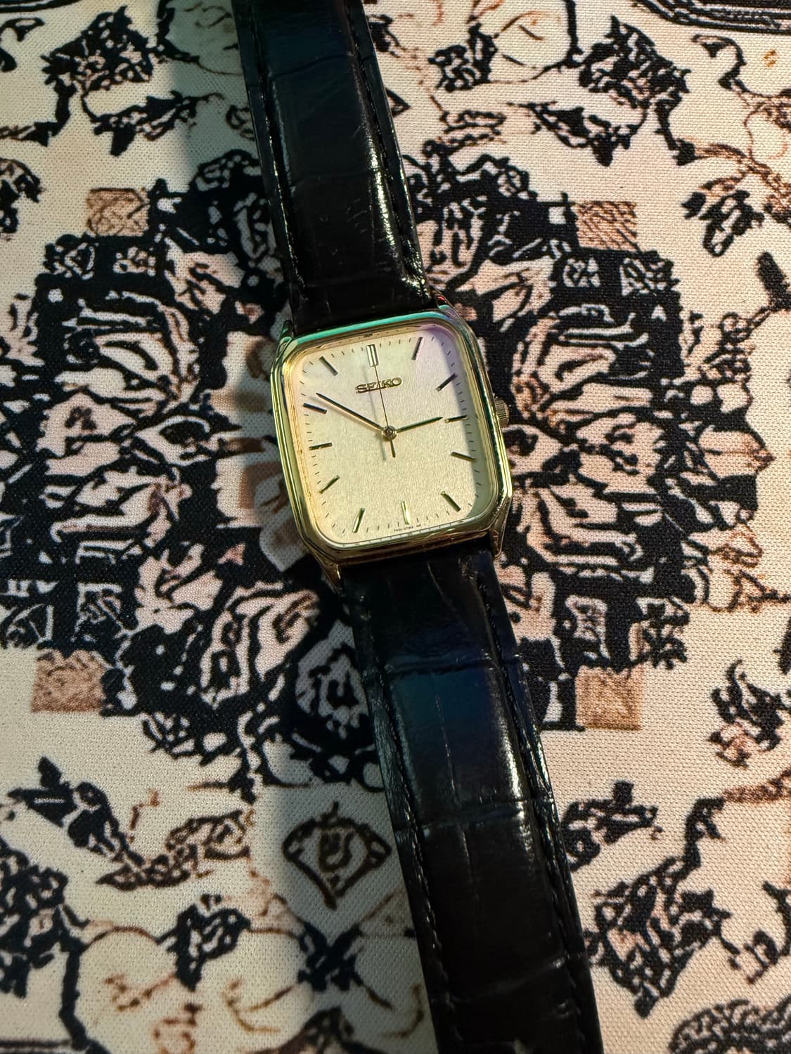 SEIKO 빈티지 쿼츠 시계 상품이미지1