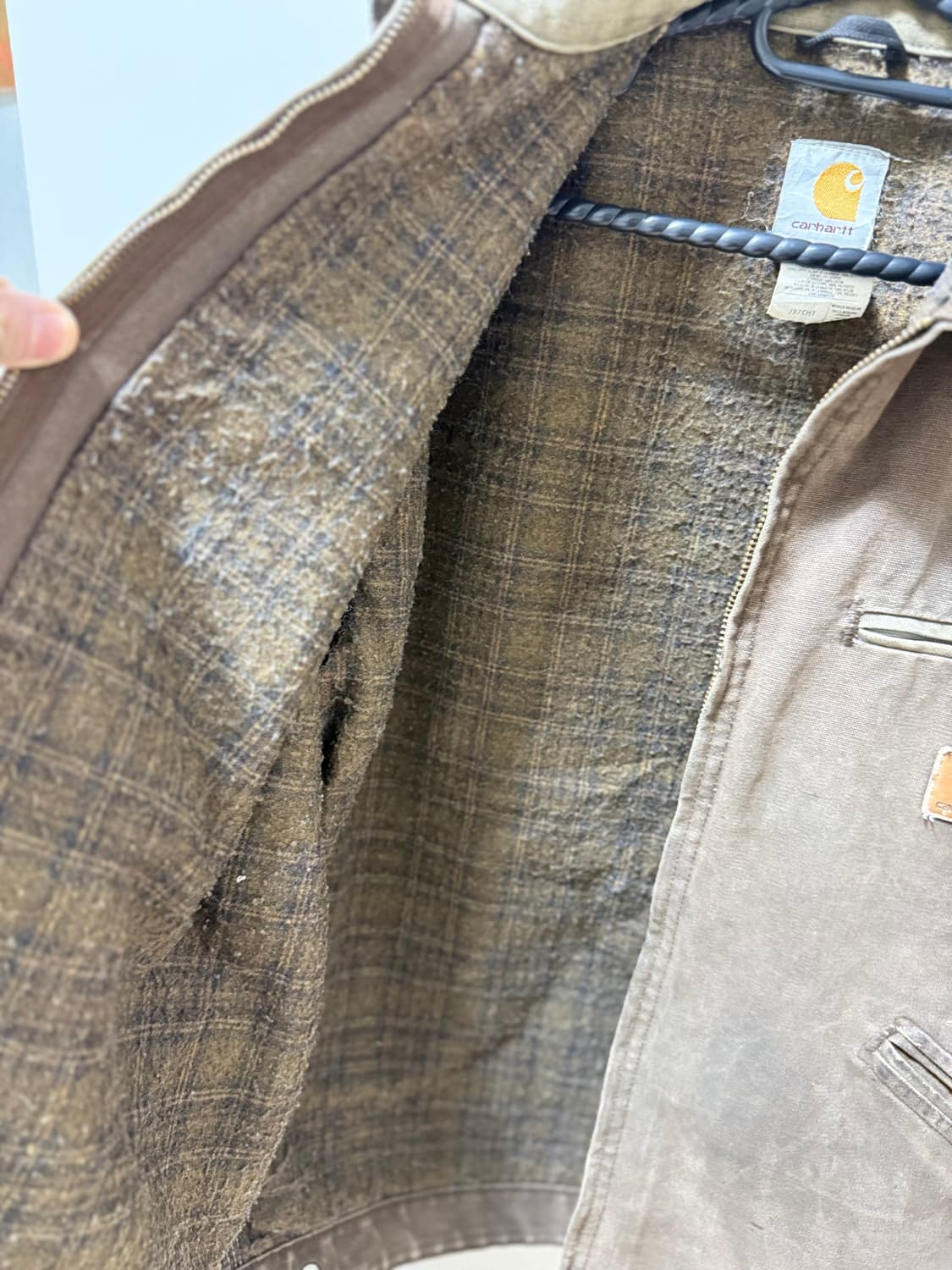 칼하트 자켓 J97 CHT 사이즈 M 상품이미지4