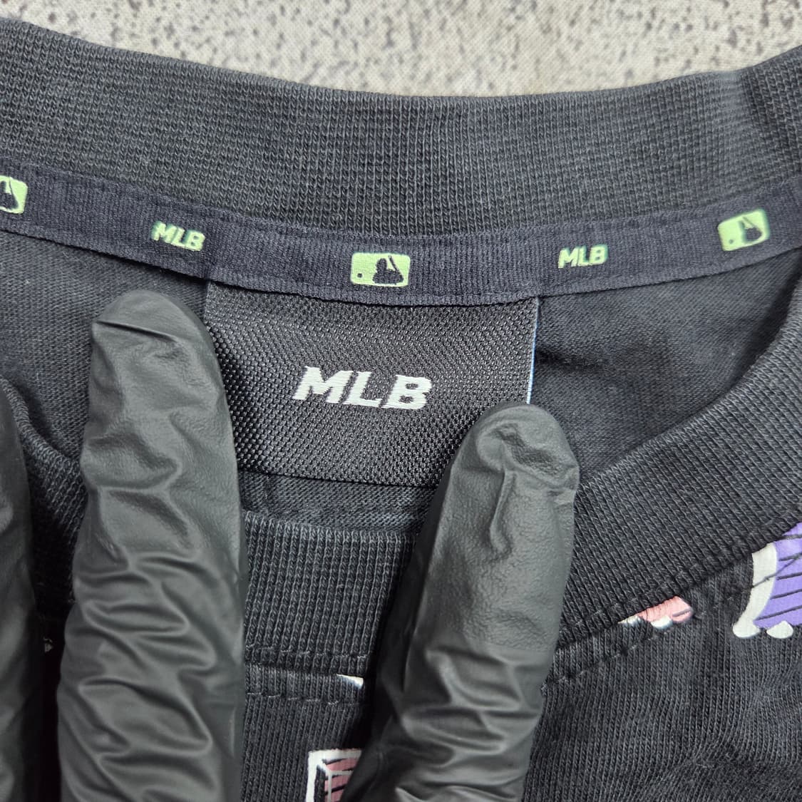 ✨ (바배) MLB 모노그램 크롭 반팔티 상품이미지3