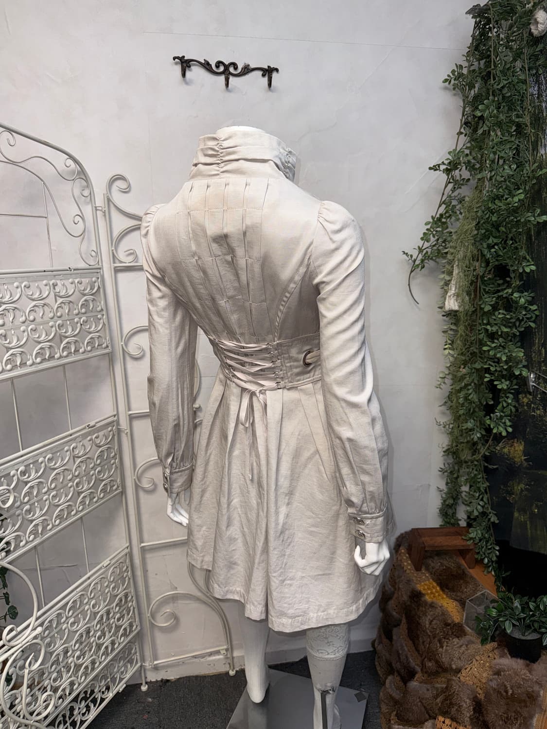 Egoist ivory satin laceup belt coat ops 상품이미지5