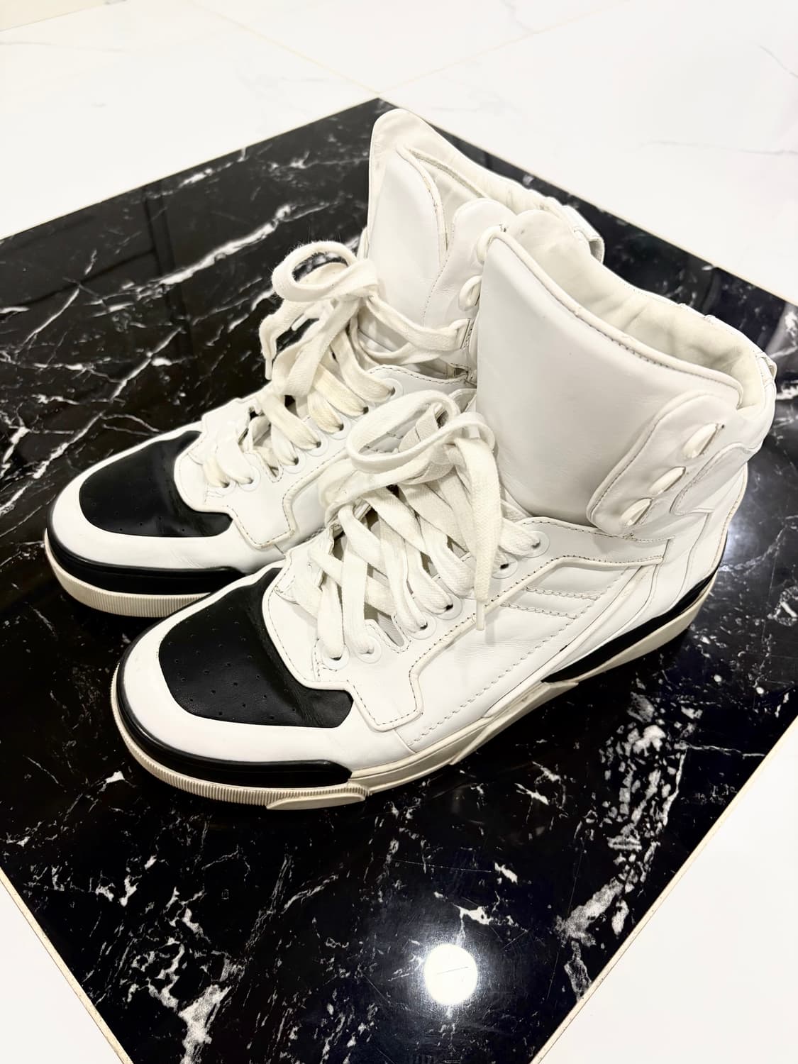 [42] 지방시 타이슨 하이탑 상품이미지1