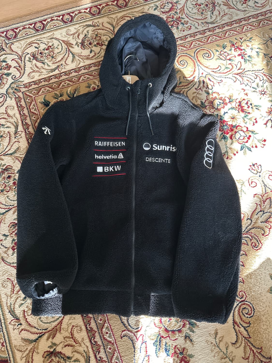 데상트 후리스 패딩 25년식 상품이미지1