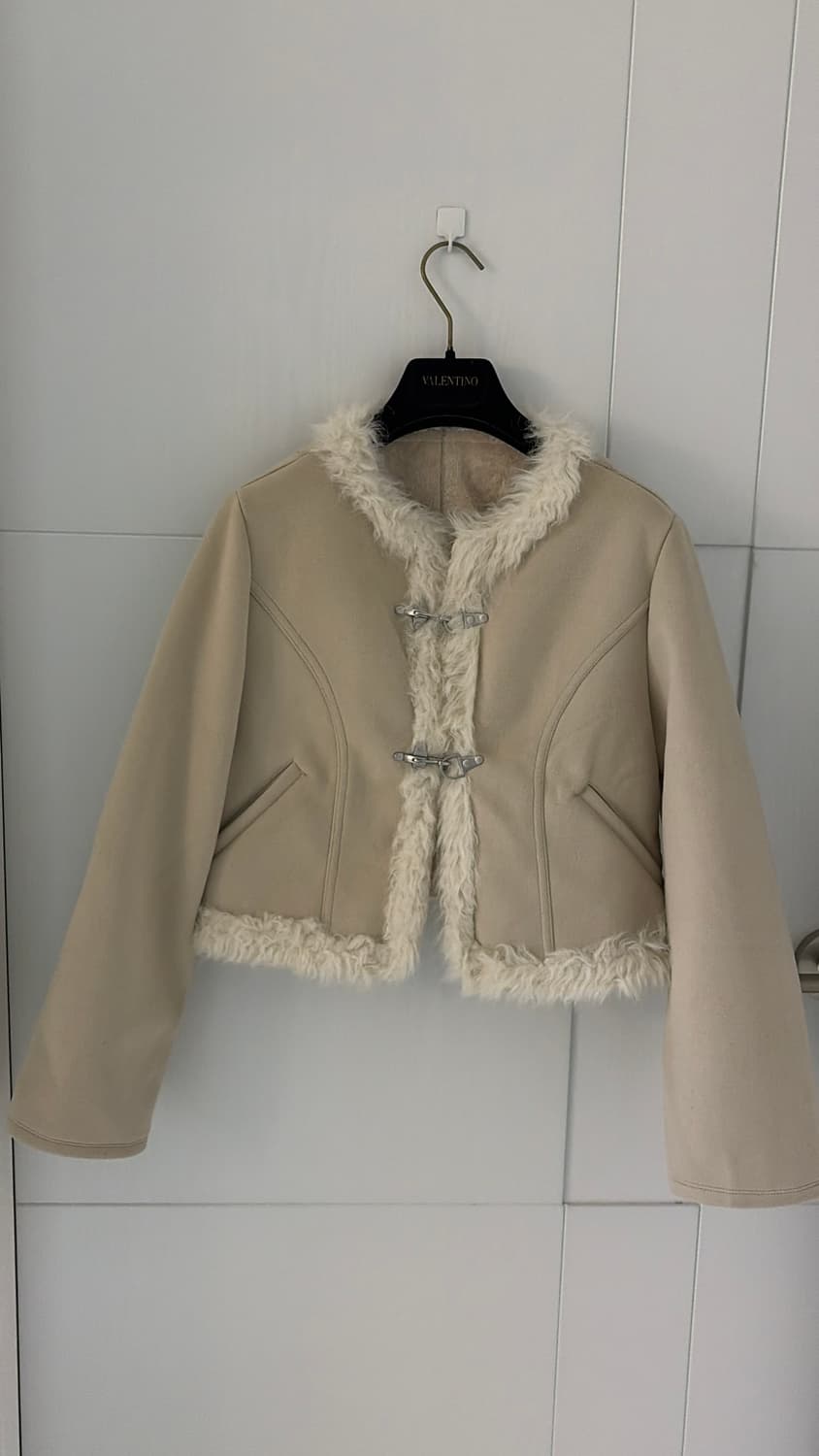 Kirsh 무스탕 (현재품절) 보관만한 새제품 상품이미지1