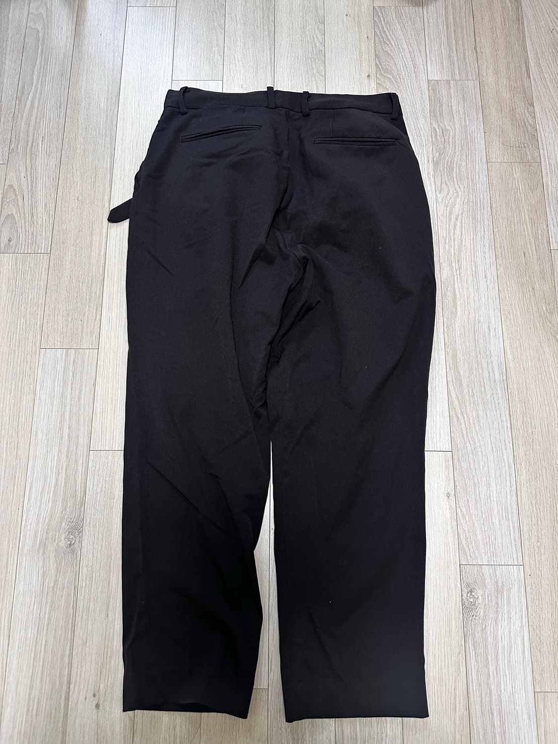 무신사 스탠다드 테이퍼드 구르카 팬츠 그레이 상품이미지3