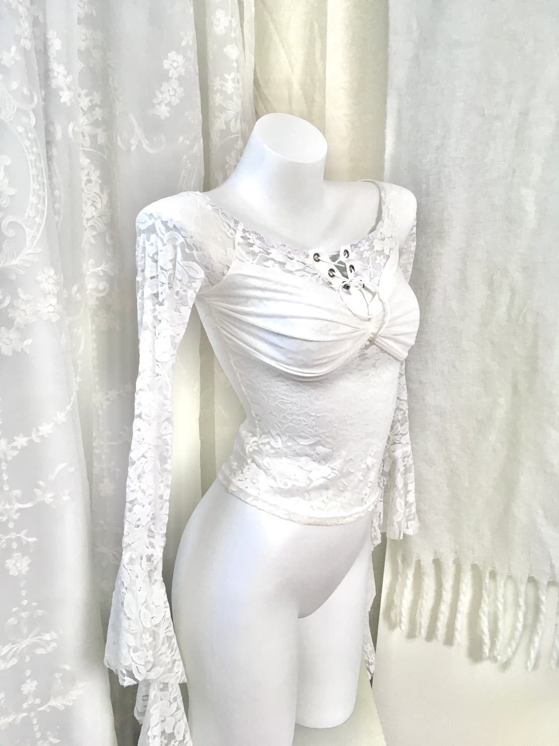 화이트 레이스 슬림 프릴 롱슬리브 상품이미지2