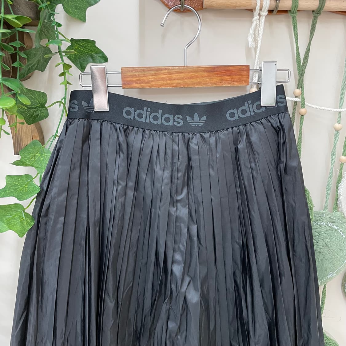 아디다스 풀밴딩 블랙 폴리에스터 플리츠 롱 스커트 상품이미지2