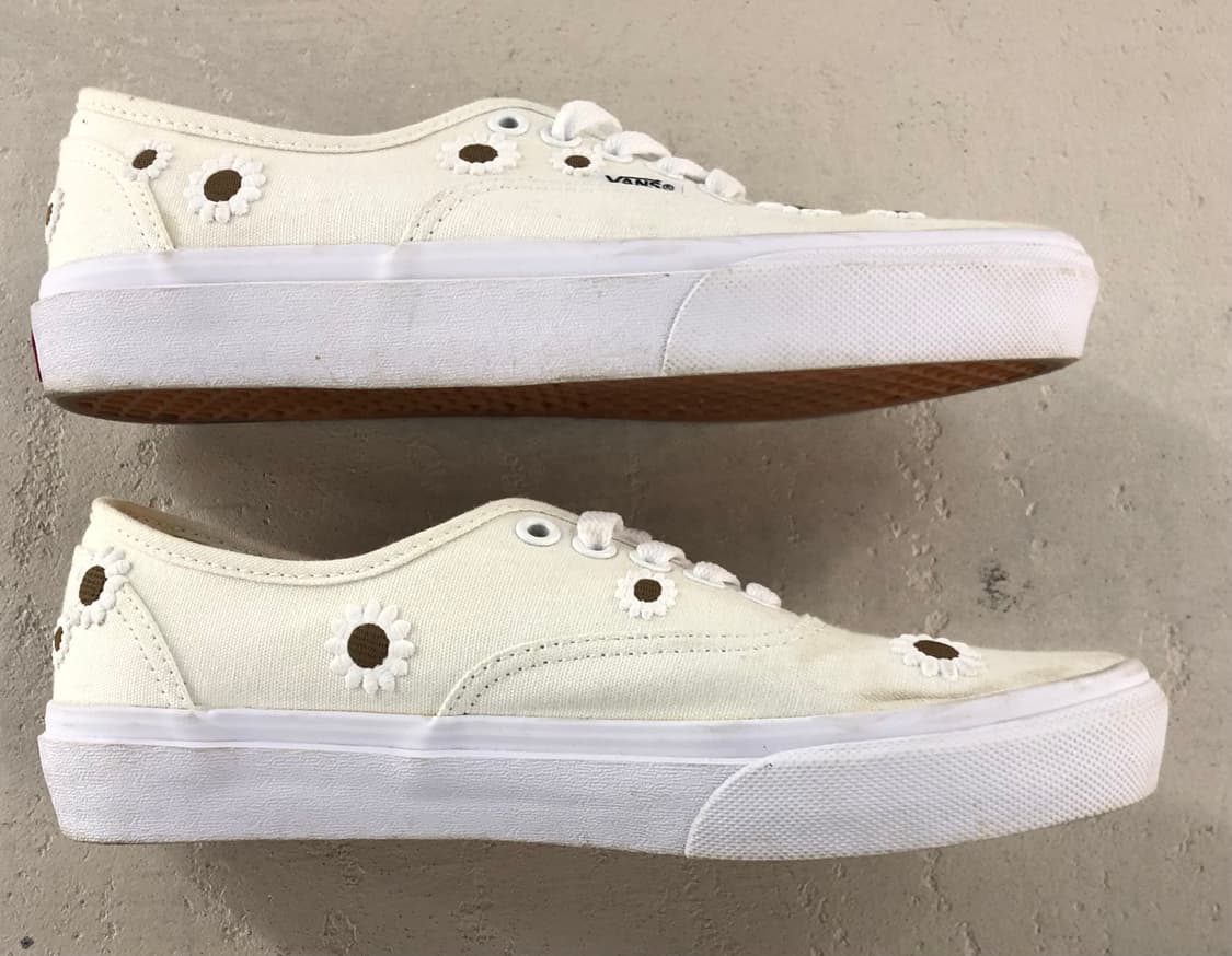 반스 어센틱 플라워 스니커즈 245 상품이미지4