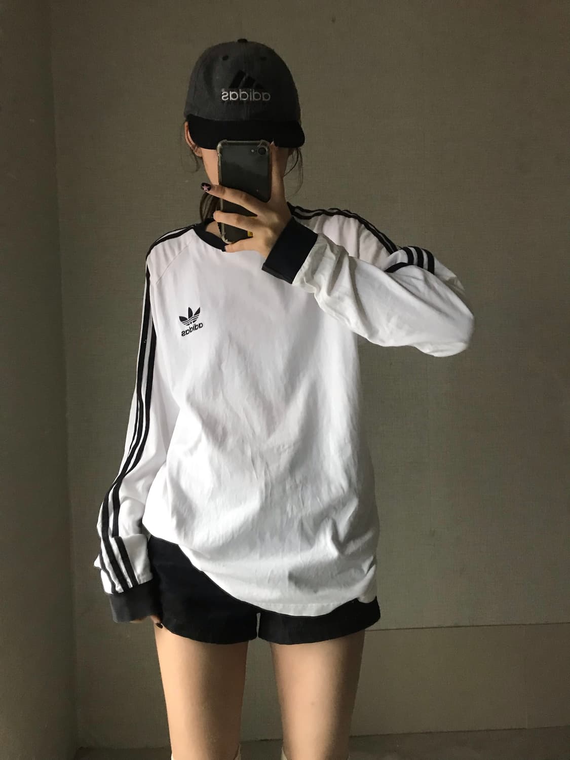 아디다스 흰검 삼선 롱슬리브 상품이미지1