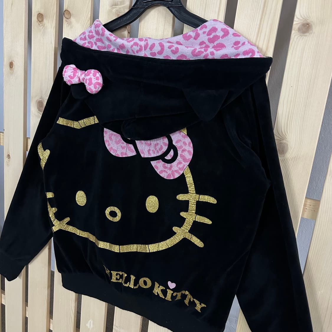 (L) 헬로키티 벨벳 호피 후드집업 상품이미지4