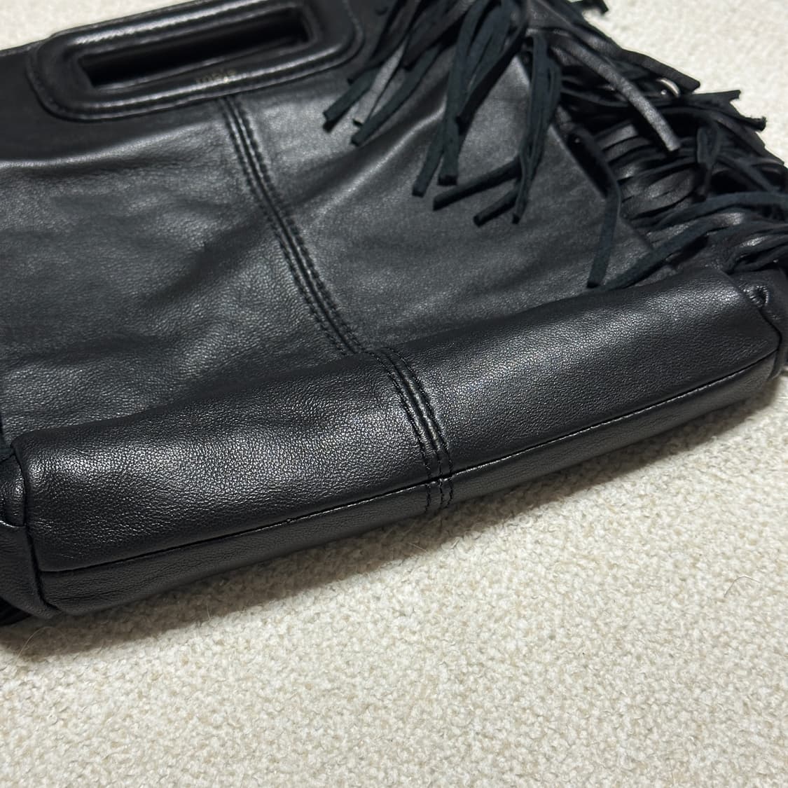 마쥬 프린지 레더 크로스백 상품이미지4