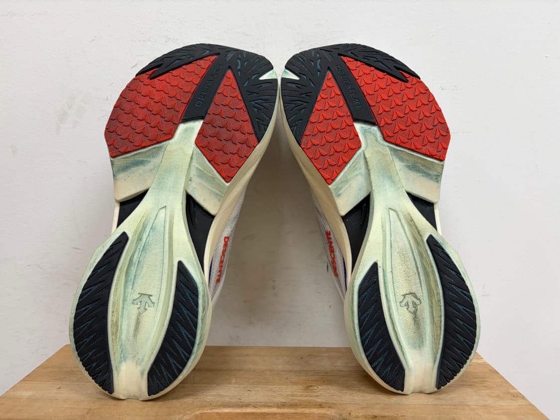 데상트 델타프로 exp v2 런닝화 260 상품이미지7