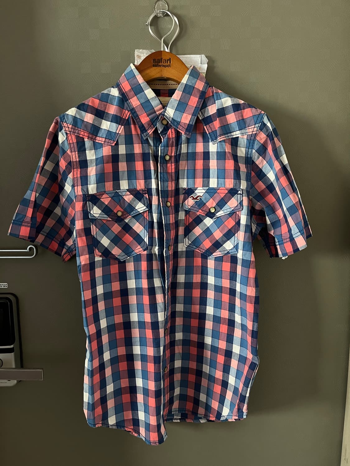 홀리스터 반팔 체크셔츠 상품이미지1