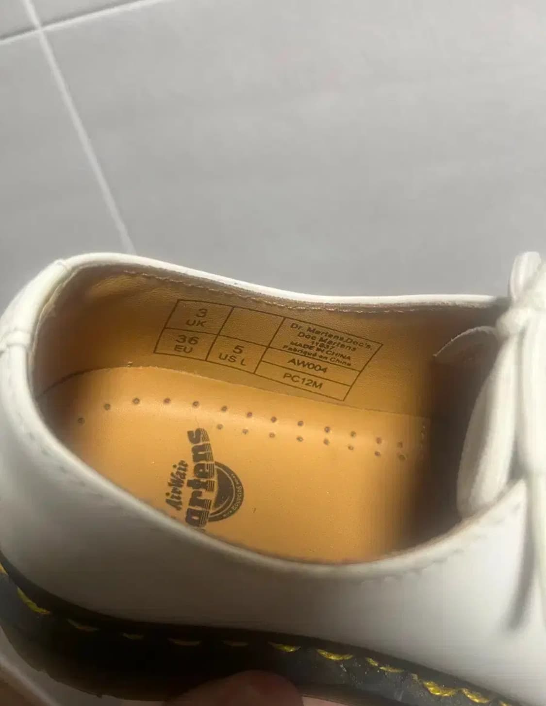 닥터마틴 3홀 화이트 상품이미지6