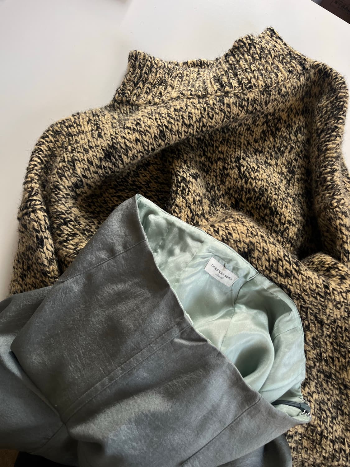 multi-color pull over 상품이미지4