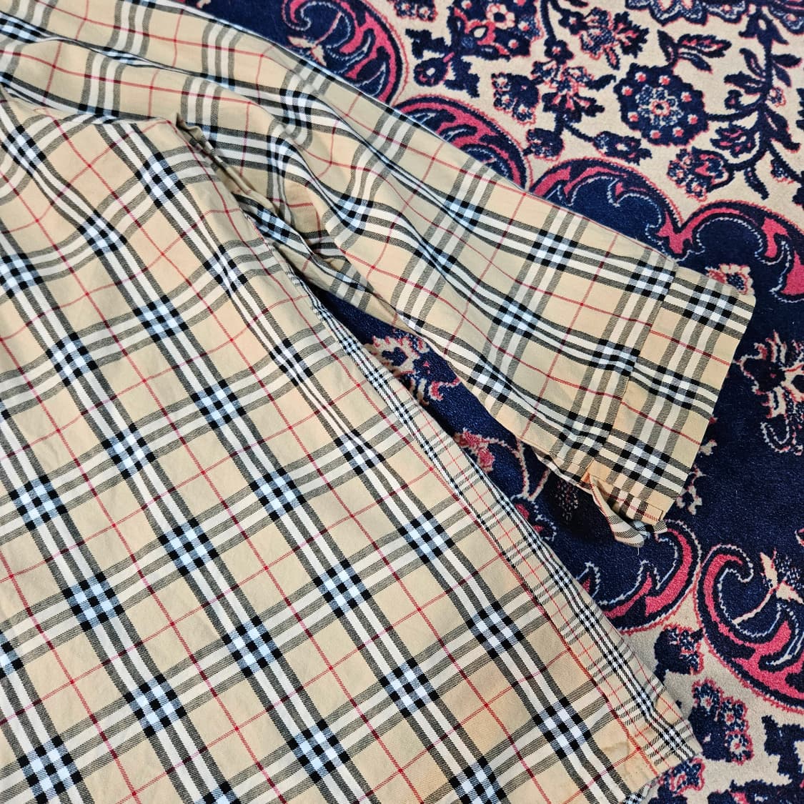 아조바이아조 베이지 체크 믹스 박시핏 셔츠 Free 상품이미지4