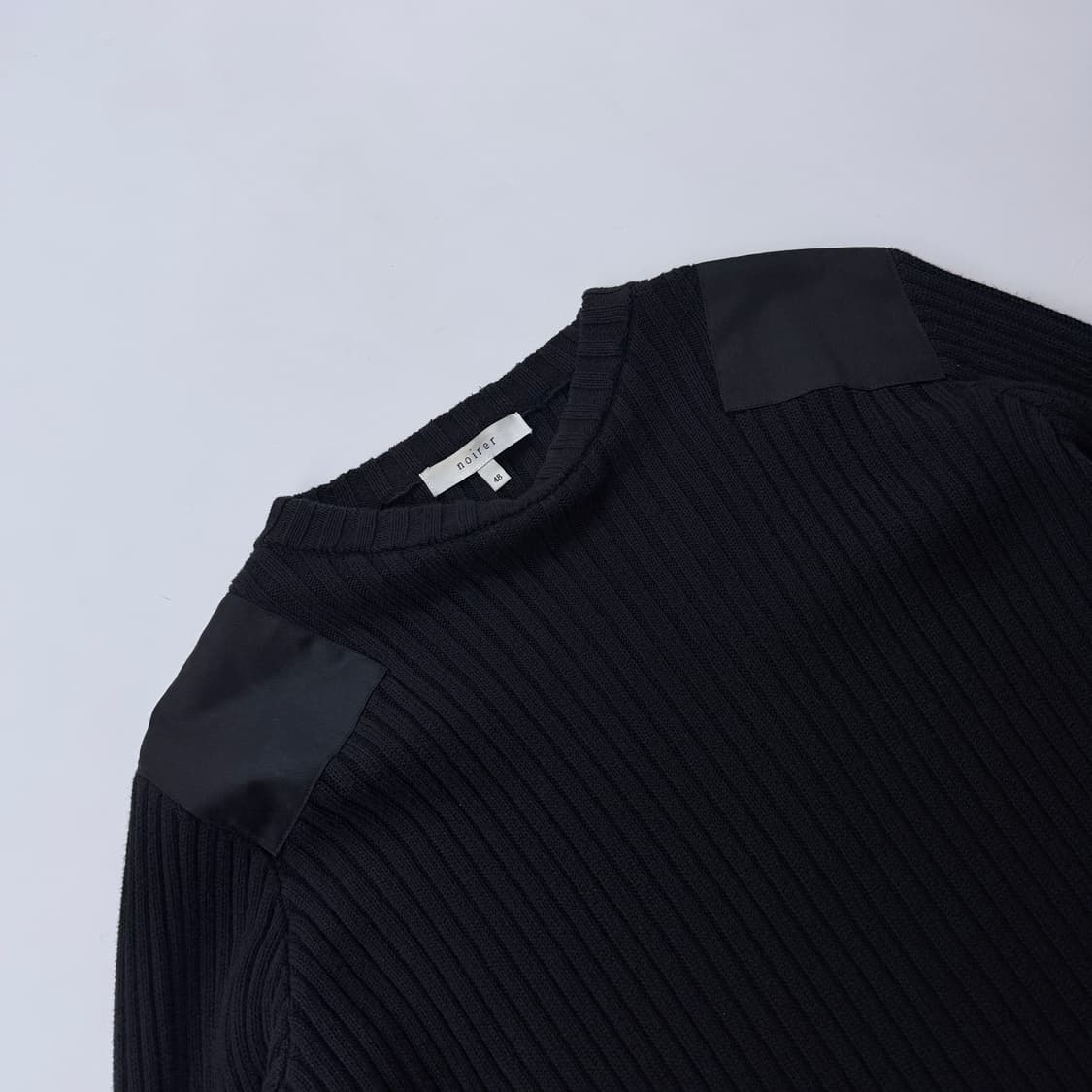 노이어 코튼 데미지 컴뱃 니트 블랙 48 상품이미지3