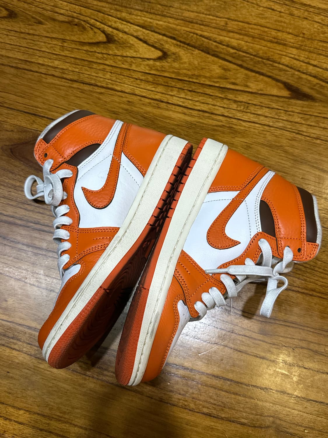 나이키 조던 1 레트로 하이 OG 상품이미지6