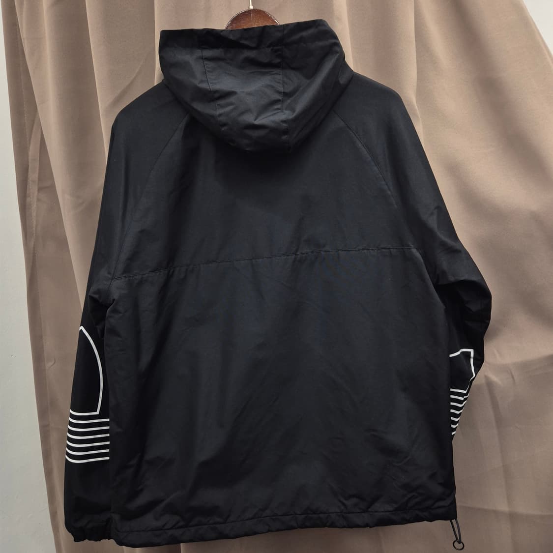 아디다스 블랙 후드 바람막이 아노락 L 상품이미지3