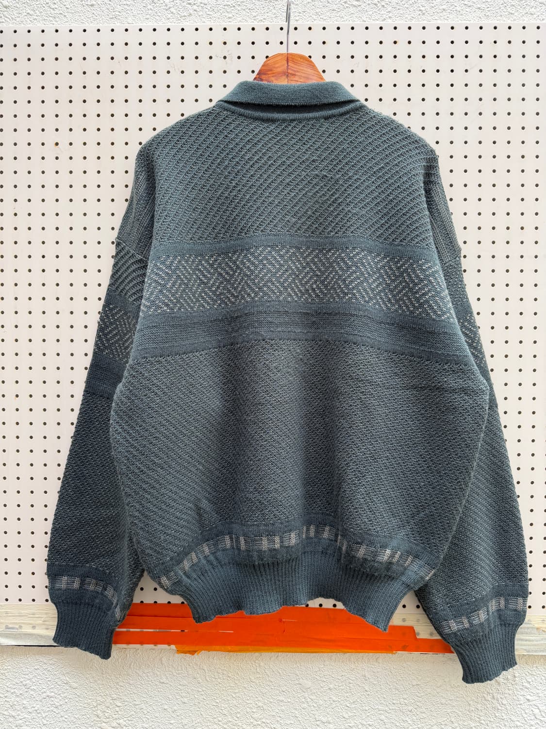 1990s LANVIN PARIS SUEDE LEATHER 랑방 스웨터 상품이미지2