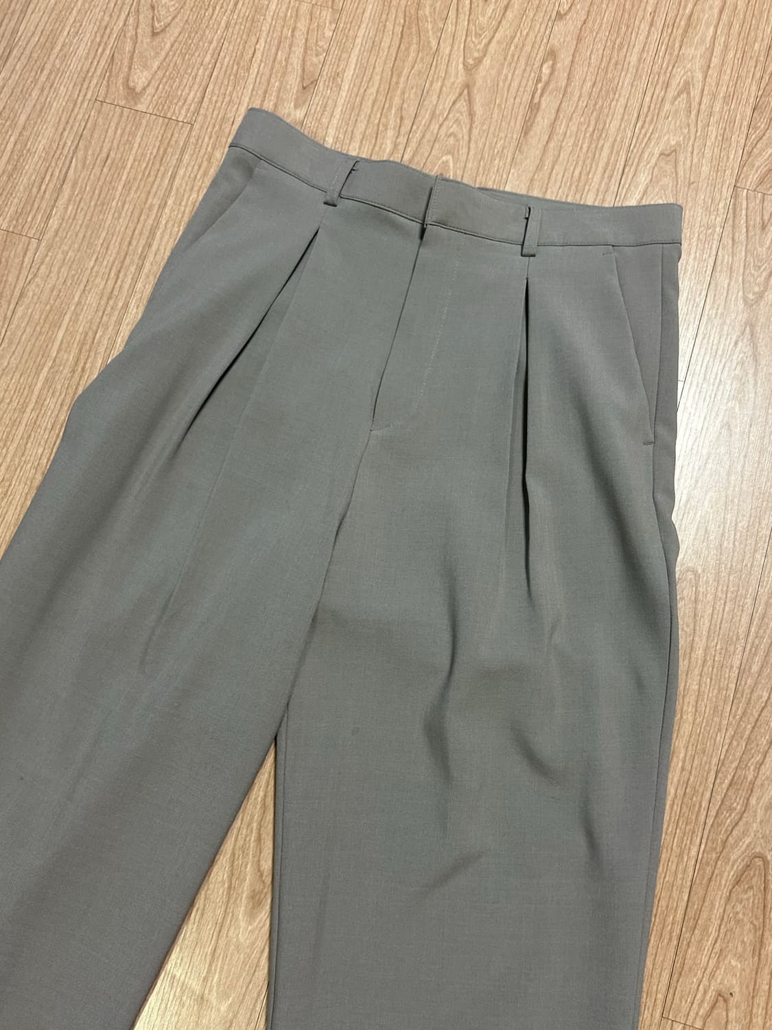 리버스 원턱 와이드 슬랙스(코코아브라운/S) 남자남성팬츠쿠어르아르수아레 상품이미지4