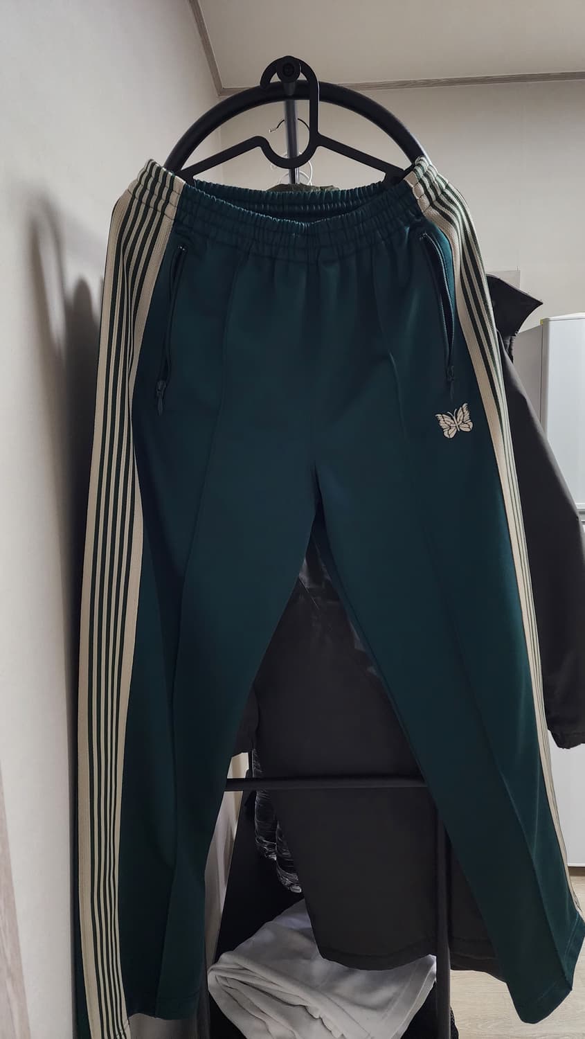 니들스 트랙팬츠 22FW 스트레이트핏 상품이미지4