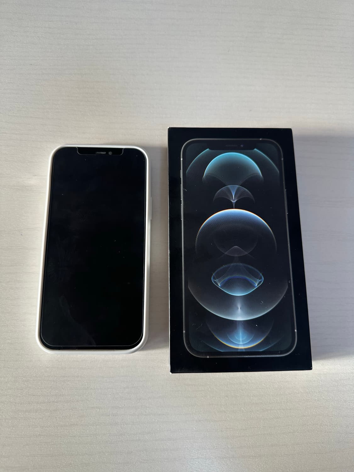 아이폰12프로 256 상품이미지1