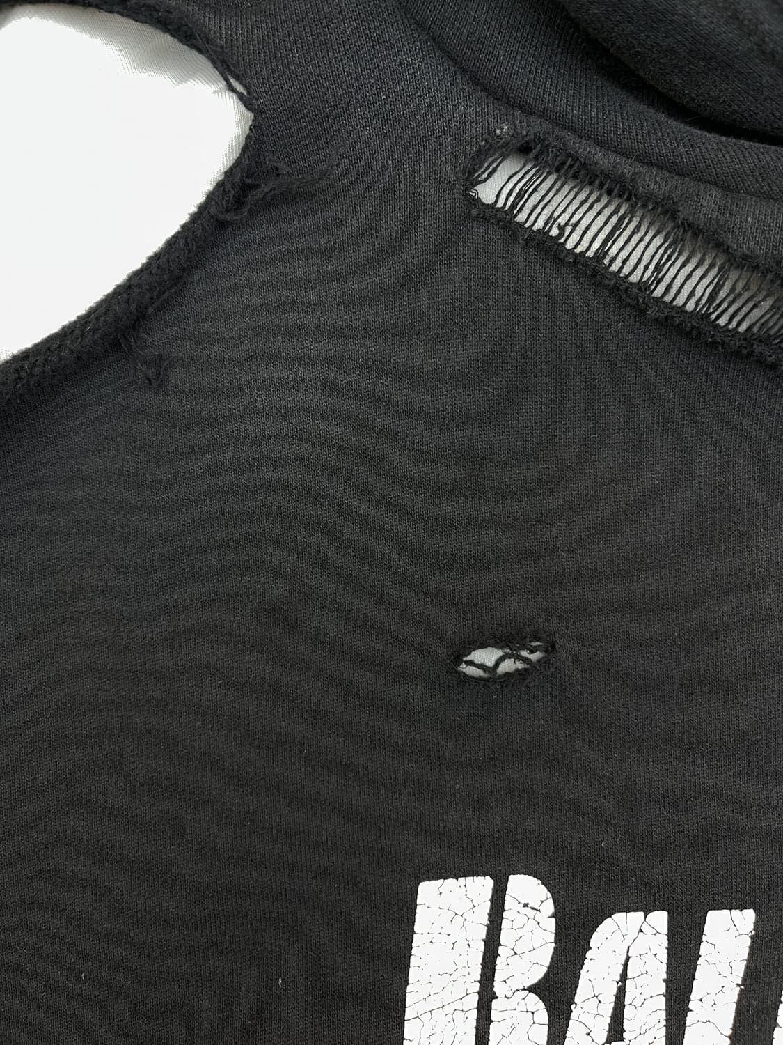 발렌시아가 22fw 디스트로이드 후디 상품이미지8