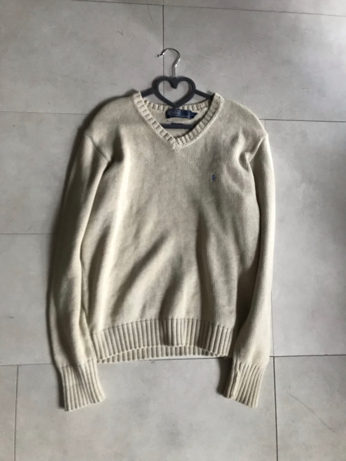 폴로 아이보리 브이넥 니트 상품이미지8