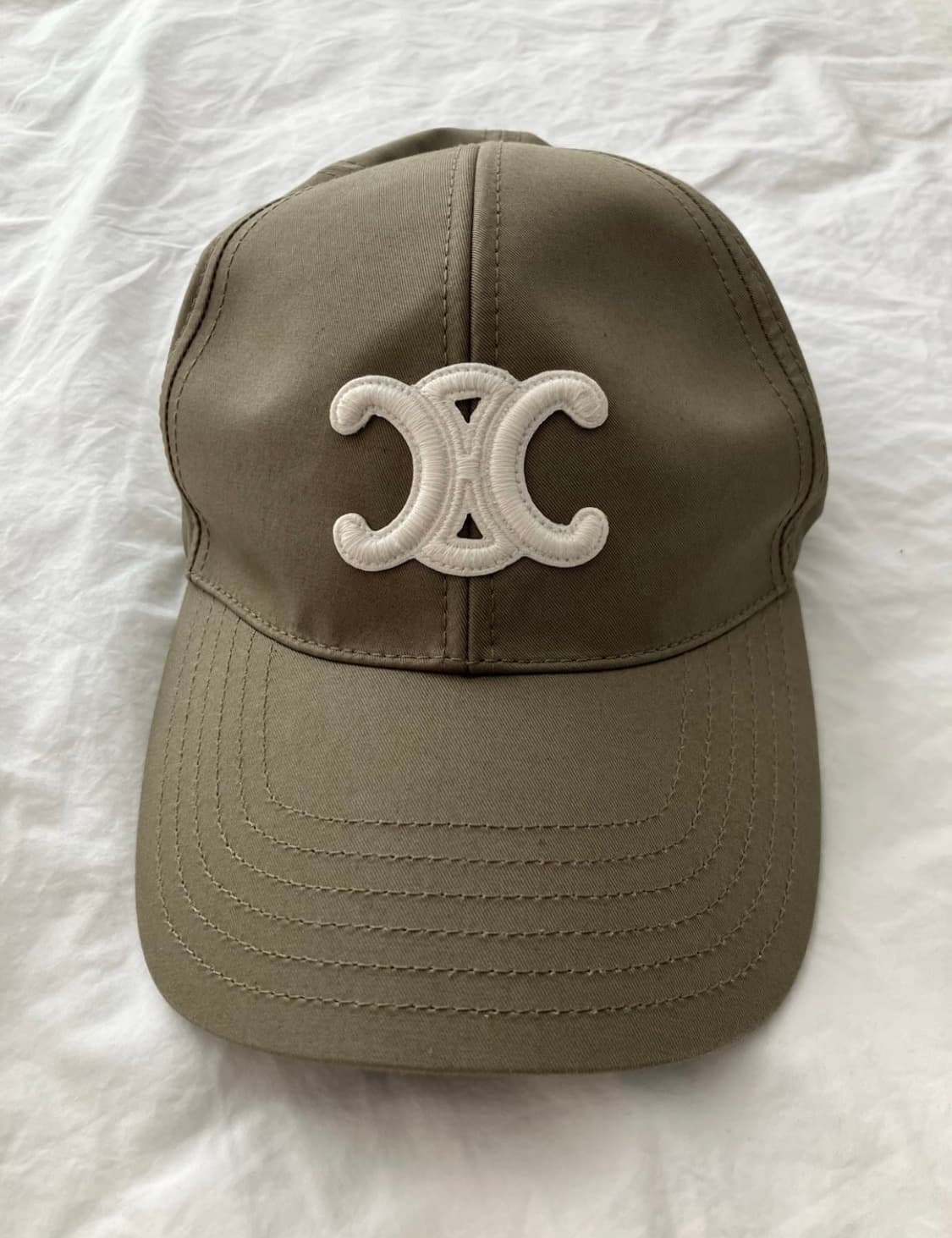 셀린느 카키 볼캡 (정품) 상품이미지1