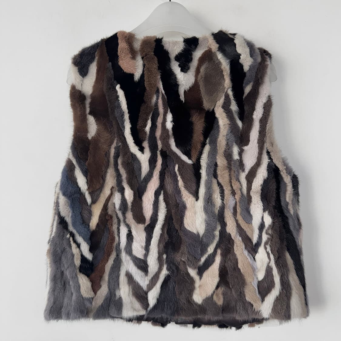 유로컬렉션 밍크 레이어링 집업 베스트 상품이미지6