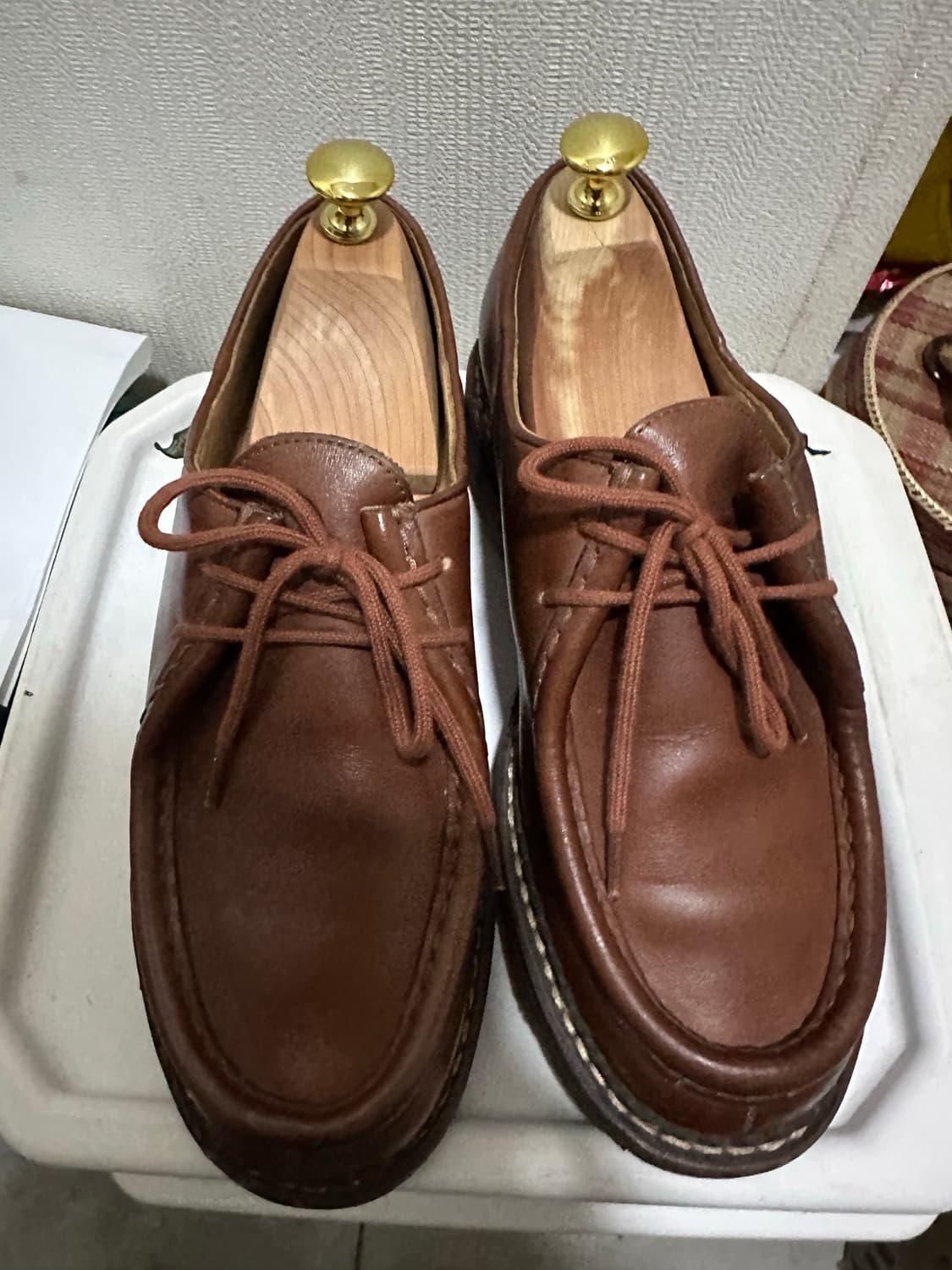 39) 파라부트 미카엘 브라운 팝니다 상품이미지4