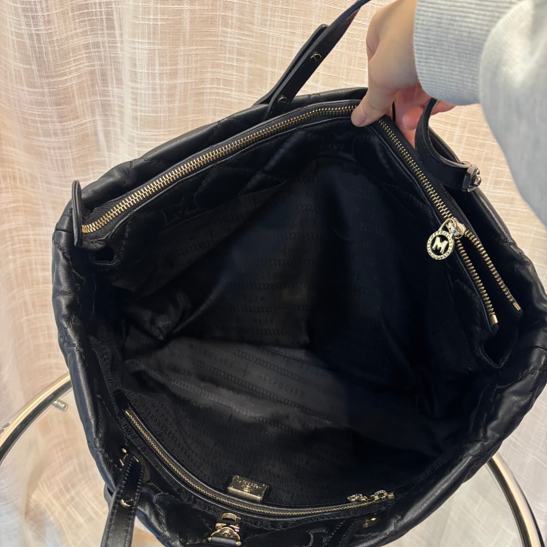 정품 메트로시티 퀄팅 숄더백     상품이미지8