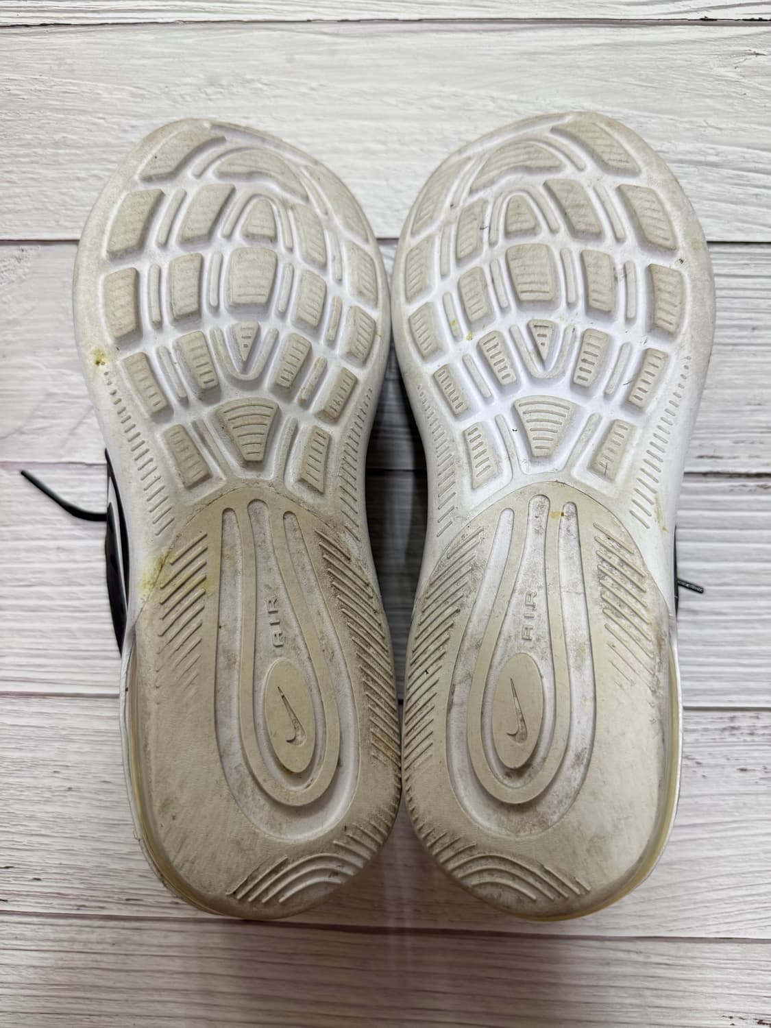 나이키 에어맥스 엑시스 240 상품이미지4